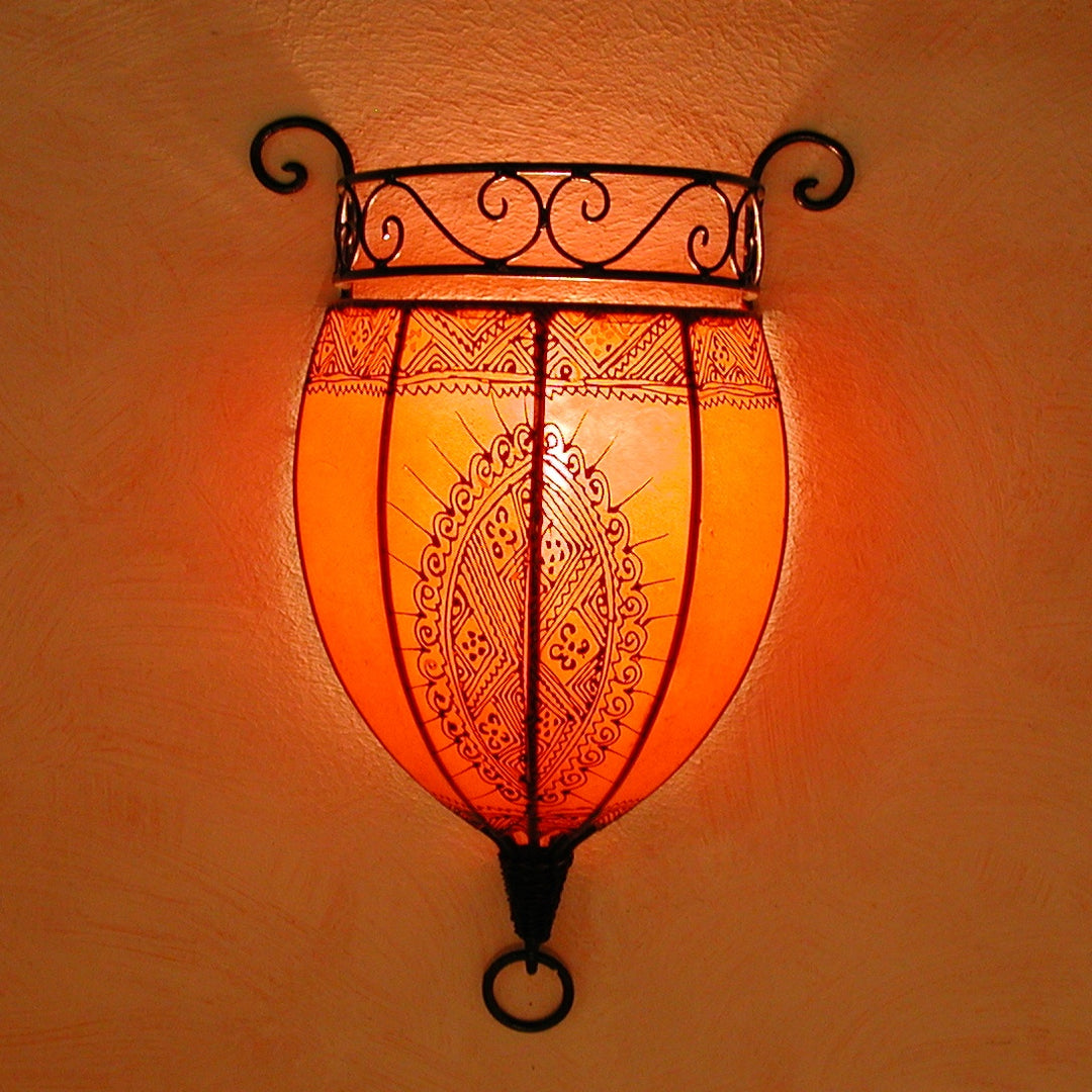 Henna-Leder-Wandlampe Nakous Orange