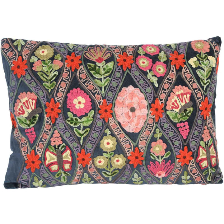 Decorative cushion Jolina embroidered