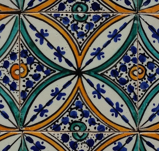 Hand painted tile Saba