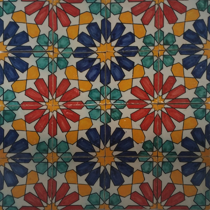 Hand painted tile Eldina