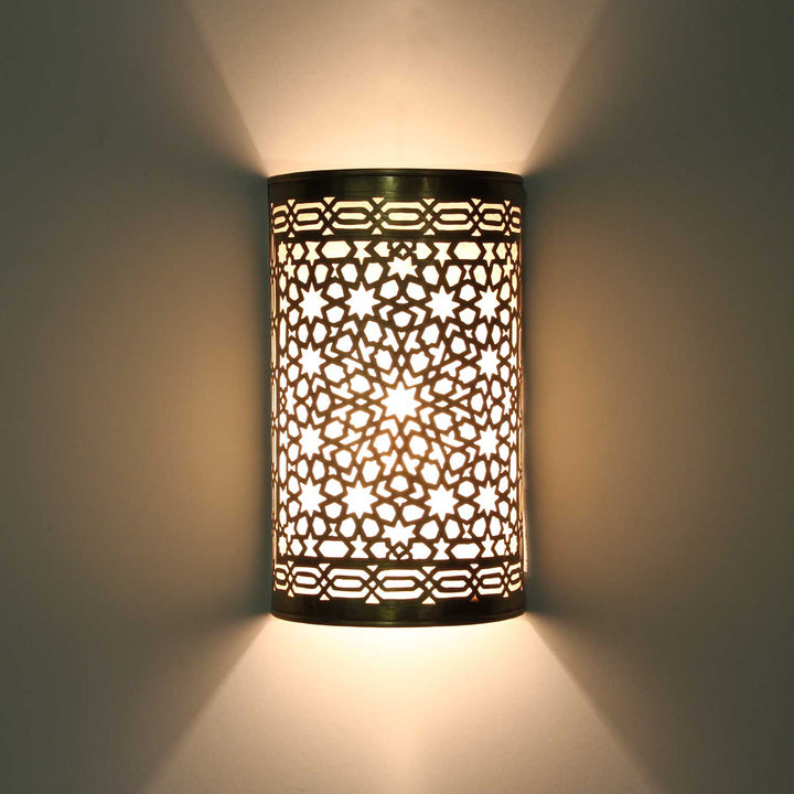 Kamila brass wall lamp