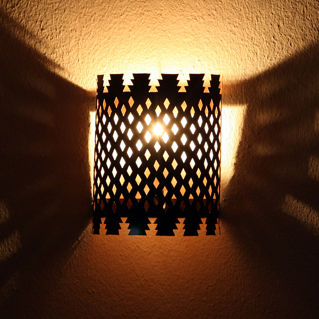Oriental iron wall lamp EWL09