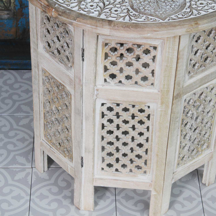Oriental side table Haytam